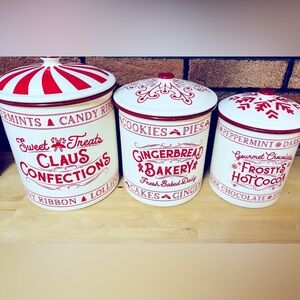 Claus Confections Enameled Christmas Containers Set of 3‎ Holiday